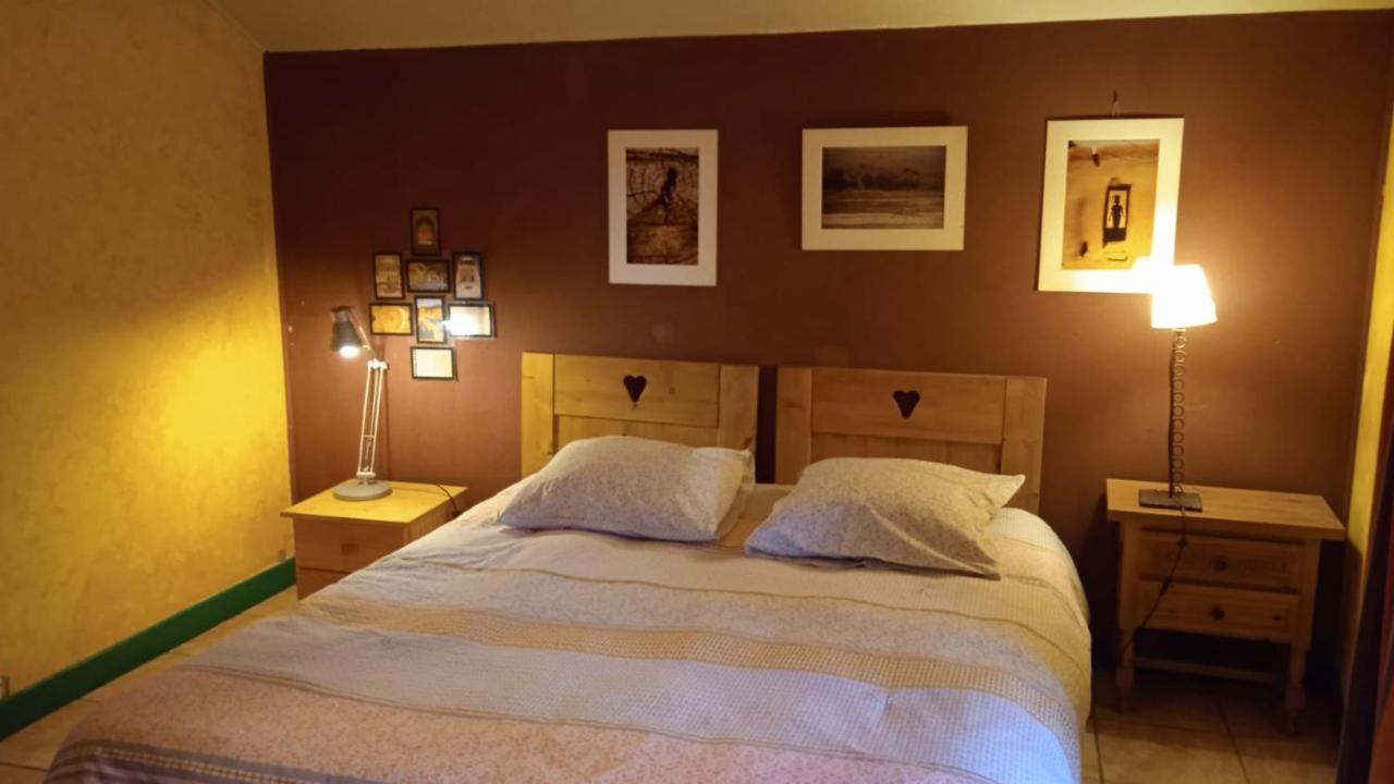 Le Mas Franc Bed & Breakfast Enveitg Dış mekan fotoğraf